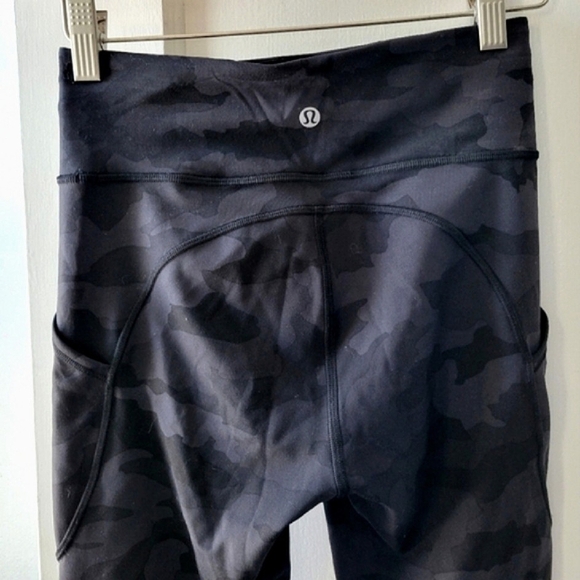 Lululemon Invigorate HR 28", Full Length, Size 2,4. - Picture 10 of 16
